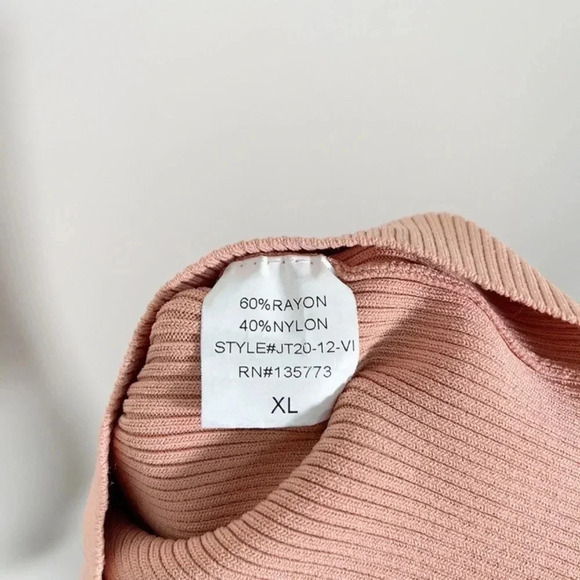 ‼️ 50% OFF ‼️🌟⭐️✨CLEARANCE SALE ✨⭐️🌟 VICI COLLECTION | PEACH RIBBED TANK TOP - Picture 6 of 10